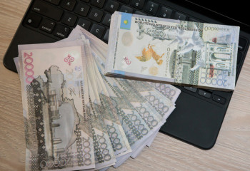 Штрафы за трудовые договоры: что изменится для работодателей Казахстана с 12 марта