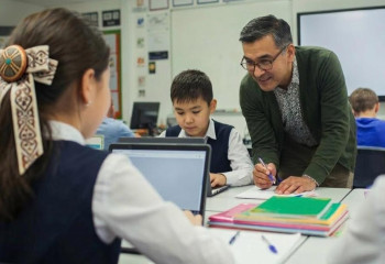 Қазақстанның 200 мың педагогі ChatGPT Edu жобасына қосылады