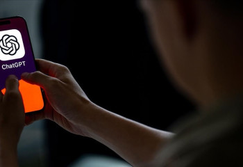 Embedded ads in artificial intelligence chatbots transform personalized digital ads