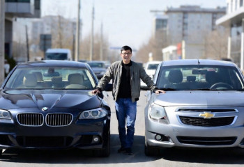 80% казахстанцев покупают машину в кредит — и отдают треть зарплаты