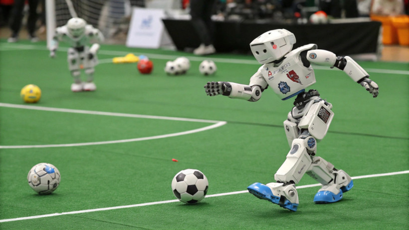  © El.kz / ИИ Recraft 