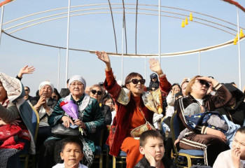 Ең үлкен шаңырақ: Алматыда Наурыз күндері әлемдік рекорд орнатылды