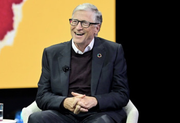 Билл Гейтс жасанды интеллект алмастыра алмайтын 3 мамандықты атады