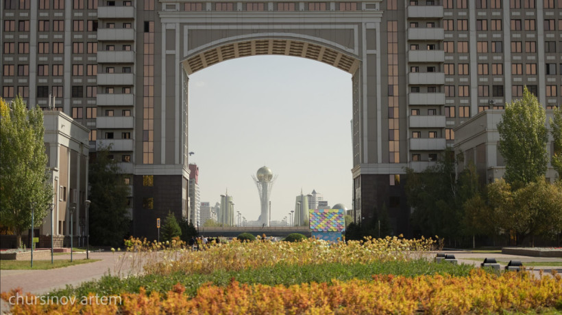  El.kz /Артём Чурсинов 