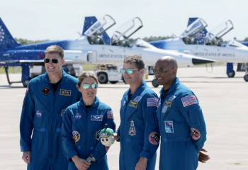 Адамзат Айға қайта ұшады: АҚШ Жер серігін бағындыру арқылы қалай байымақ?