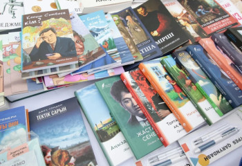 Балалар әдебиеті күні: Қожадан Хәрри Поттерге дейін