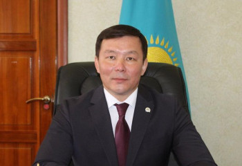 Ақтөбедегі алапат өрт: әкім ғимараттан ең алдымен нені алып шықты?