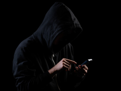 Интернет алаяқтар қазақстандықтарды 4,8 млрд теңгеге жарға жыққан