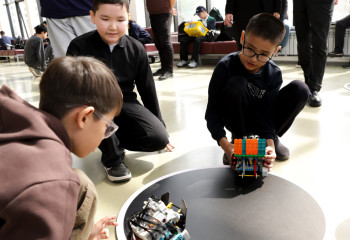 От асыка до дрона: как молодёжь Астаны ищет себя между традицией и технологиями