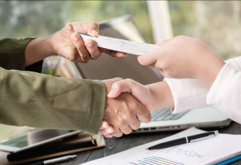 Онлайн-несиеге жаңа талап: енді міндетті сәйкестендіру енгізіледі