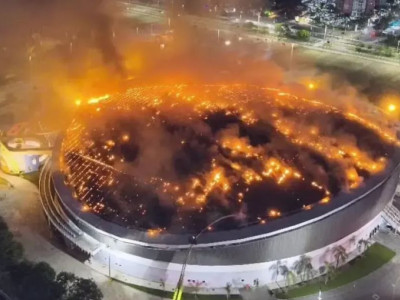 Қазақстандықтар да болған: Риода әлем чемпионаты өтіп жатқан спорт кешені өртенді