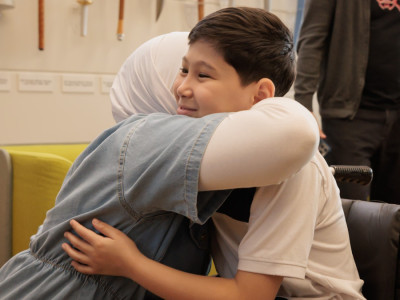 Өмірге құштар Холид