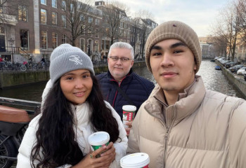 Шахмат әлемінің ханзадасы: Бибісара Асаубаеваның қасында жүрген Жавохир Синдаров кім?