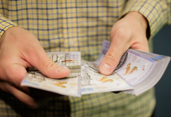 Рассрочки под контроль: в Казахстане хотят ограничить долги и ужесточить кредиты