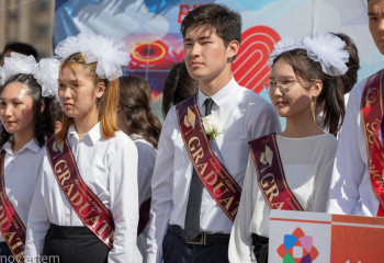 Бітіру кеші төңірегіндегі дау: Аймағамбетов мұғалімдерді қорғады