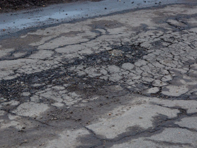 Жыр болған жол: Қарағанды – Жезқазған трассасы қашан жаңартылады