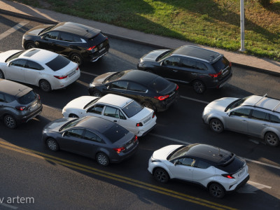 Қазақстанда қытайлық нөмірмен жүретін көліктер көбейді: оларды кім жүргізе алады?