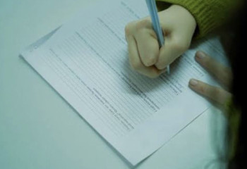 Қазақстан мектептерінде дәстүрлі жазба жұмыстары қайта енгізіледі