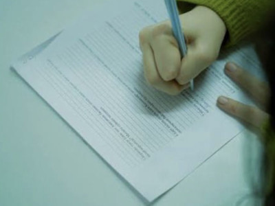 Қазақстан мектептерінде дәстүрлі жазба жұмыстары қайта енгізіледі