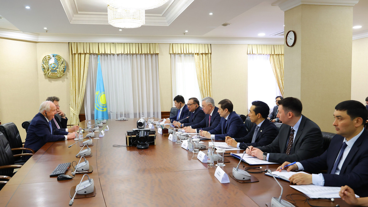 Deputy PM discusses development of copper processing in Kazakhstan with Head of GP Günter Papenburg AG