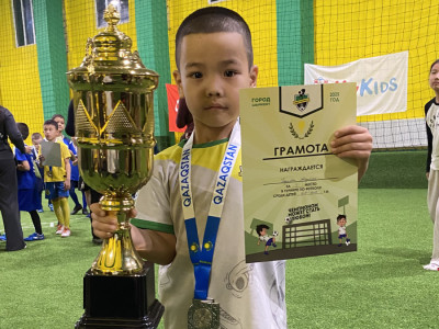 6 жастағы жұлдыз: Айсұлтан «Қайрат» академиясына қалай қабылданды?