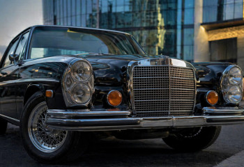Продаётся легендарный Mercedes за 100 миллионов тенге