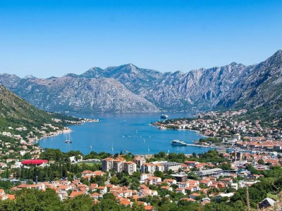 Визасыз Еуропа: қазақстандықтар енді Черногорияға еркін бара алады