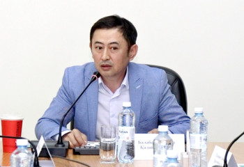 Қазақ тілін оқытуға арналған республикалық онлайн семинар өтті