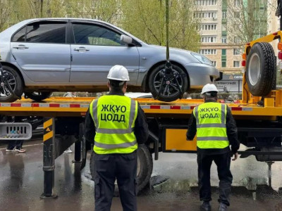 Астанада кептеліске себеп болған көліктерді жаппай эвакуациялау басталды