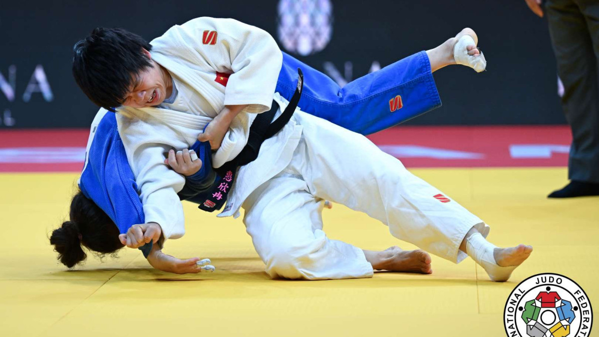  IJF 