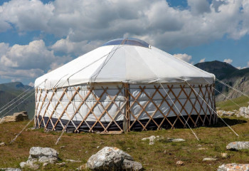 В продаже появилась надувная юрта