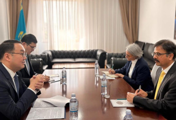 Meeting with UN special rapporteur on right to development held at Kazakh FM