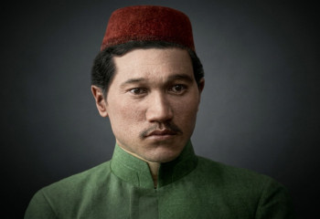 Why the Kazakh intelligentsia of early 20th century wore Turkish fezzes