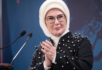 Эмине Эрдоган посетила мавзолей Ходжы Ахмеда Яссауи в Казахстане