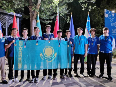 Қазақстандық оқушылар әл-Хорезми олимпиадасында сегіз медаль жеңіп алды