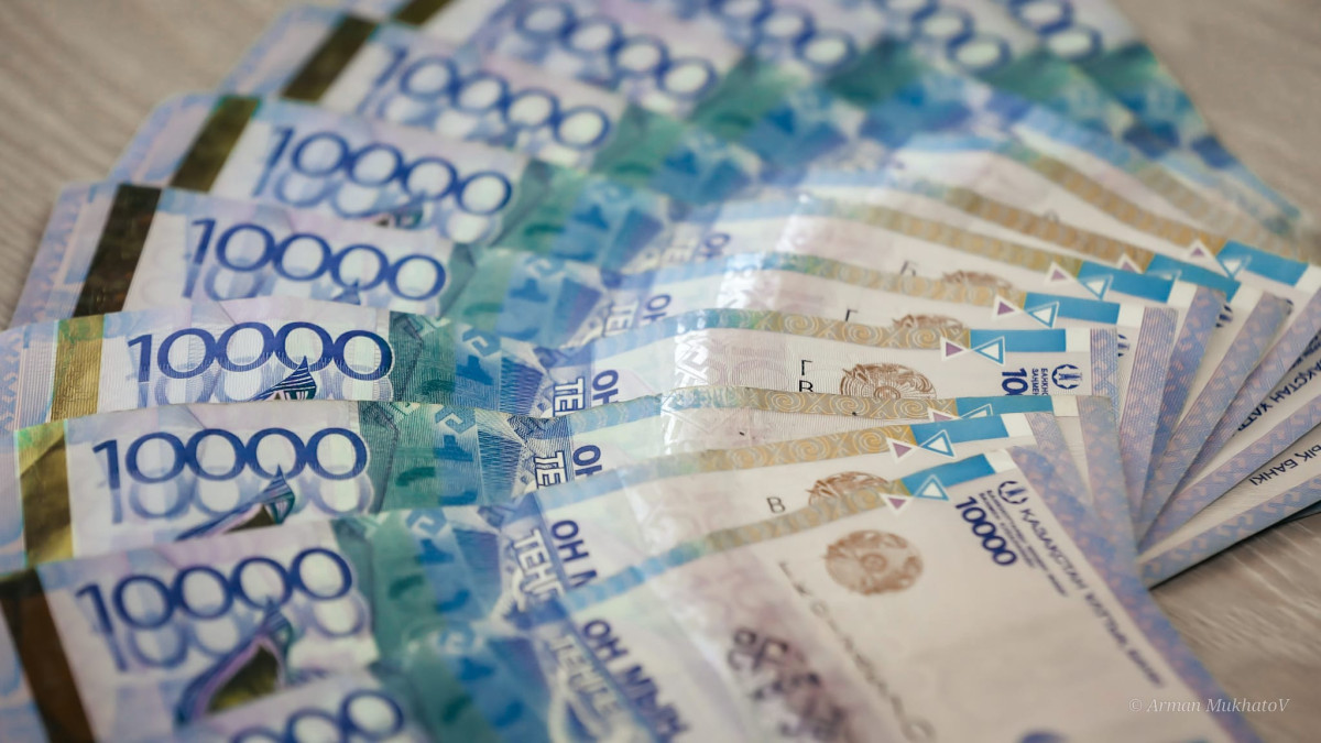 8,7 млн теңге: Қазақстанда кімдер ең көп жалақы сұрайды