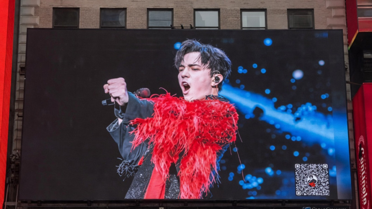 Dimash Releases Trailer for Documentary About His Madison Square Garden Concert