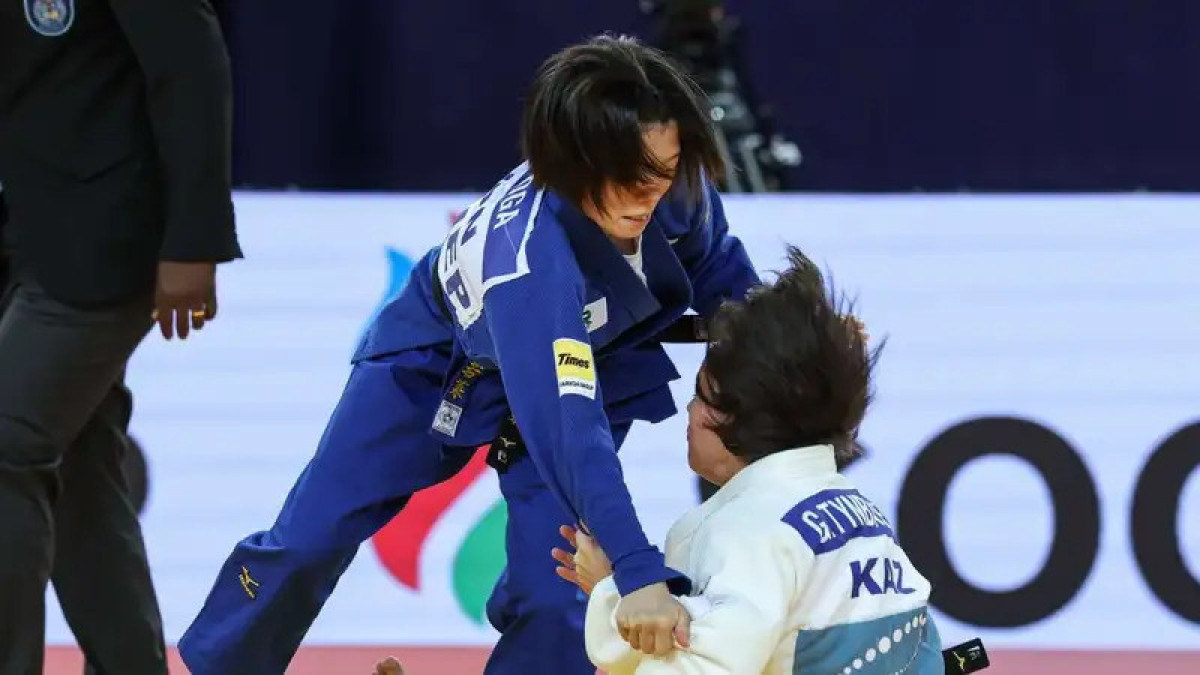  IJF 