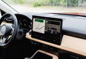 Mazda назвала сенсорный экран безопаснее кнопок – правда или маркетинг