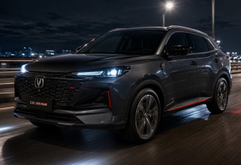 Популярный кроссовер Changan CS55 Plus в Казахстане стоит дешевле, чем в России
