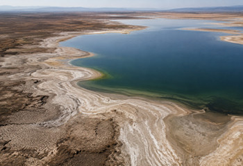 Водоёмы мира исчезают на спутниковых снимках