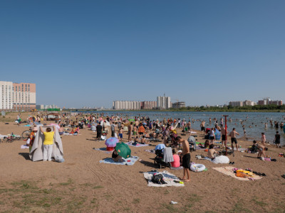 Жители столицы окупировали пляж на Есиле: замена Турции?