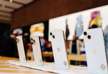 Айфон 1 млн теңгеден аса ма? Apple бағасына қатысты болжам