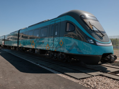 Аты Tarlan Astana деп өзгерген LRT  рельсі өртенді
