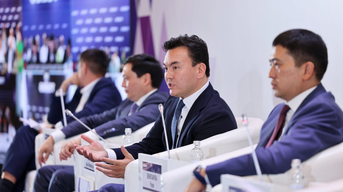 Партия «Әділет» рассмотрела предложения по развитию регионов