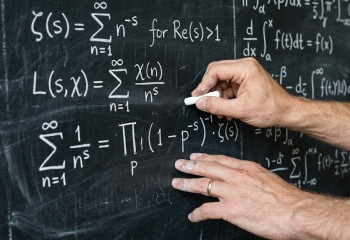 Человек опередил ИИ
