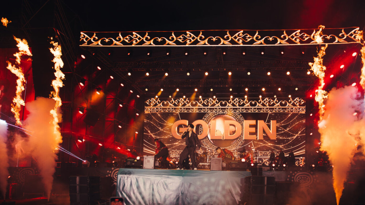Dimash performed at gala concert of “Altay – Golden Cradle of Turkic World” festival