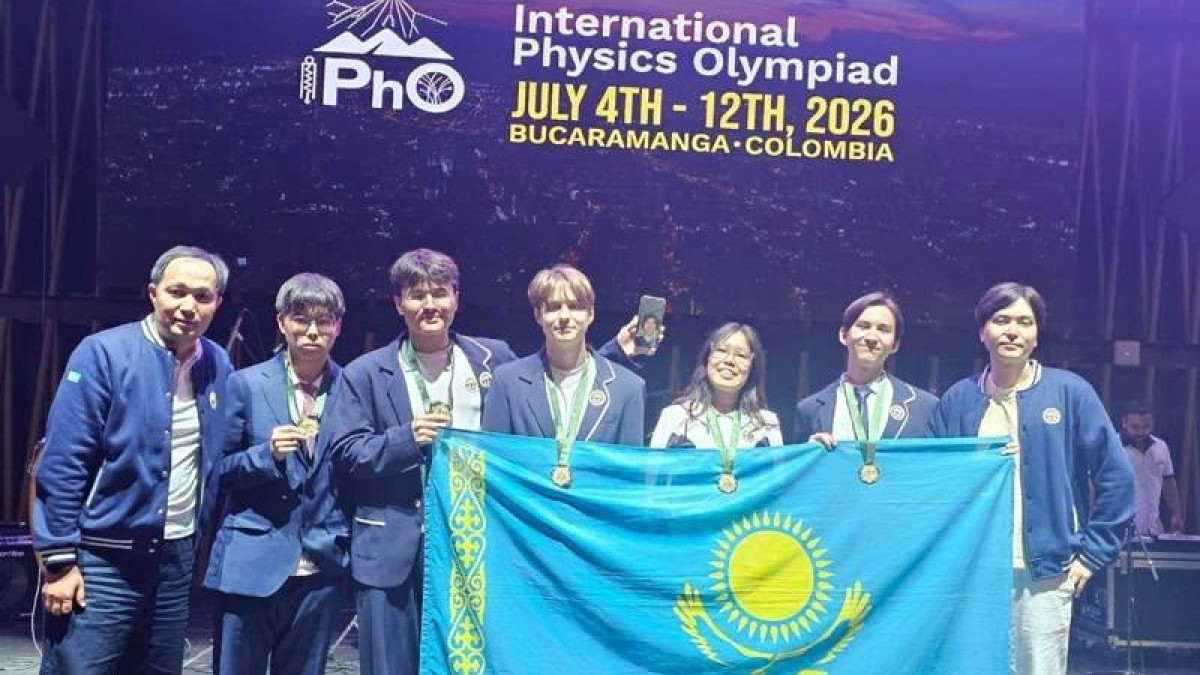 Kazakhstan wins five medals at IPhO