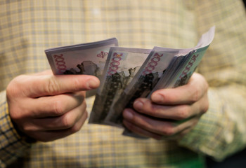 590 мың қазақстандықтың айыппұлы кешірілді: тізімде кімдер бар