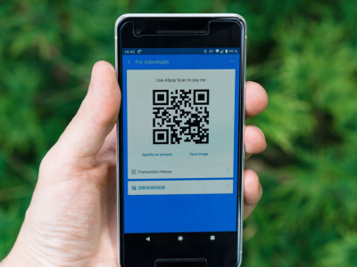 Қазақстандықтар енді бір ғана QR-кодпен төлейді